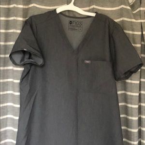 Grey medium Figs scrub top